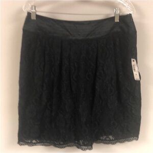 3/$15 ❤️ Worthington size 12 black lace skirt lined new